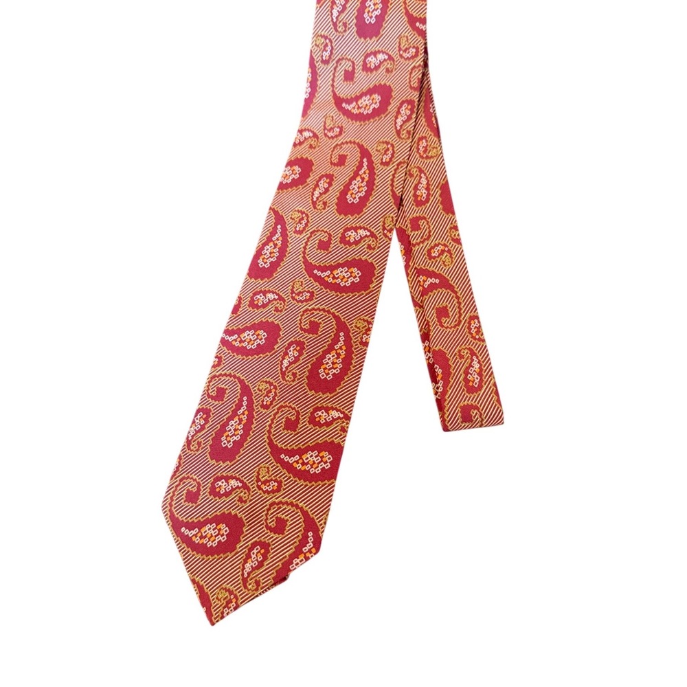 Giorgio Armani Red Paisley Silk Tie Handmade in Italy Mens Classic Necktie
